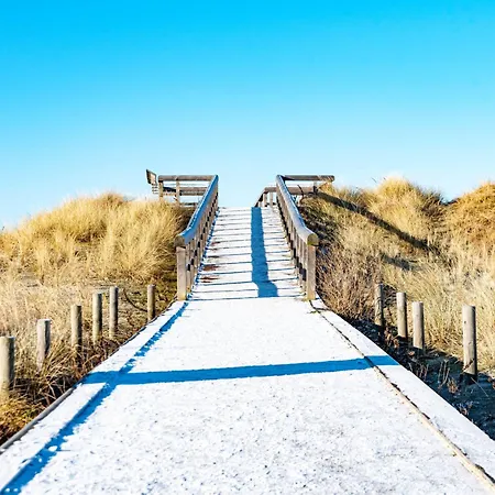 Dehne-4 By Interhome * Норддайх